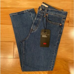 Levi’s Wedgie Straight *New With Tags!*